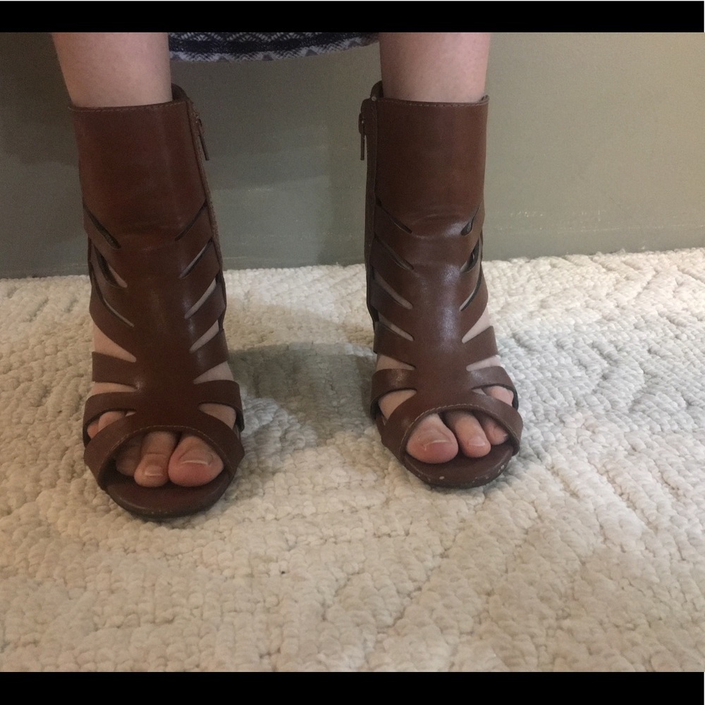 a. n. a. heels